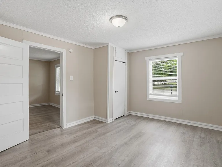 500 E Heron St — Photo 20