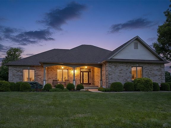 2nd image of 2659 Stonebridge Dr