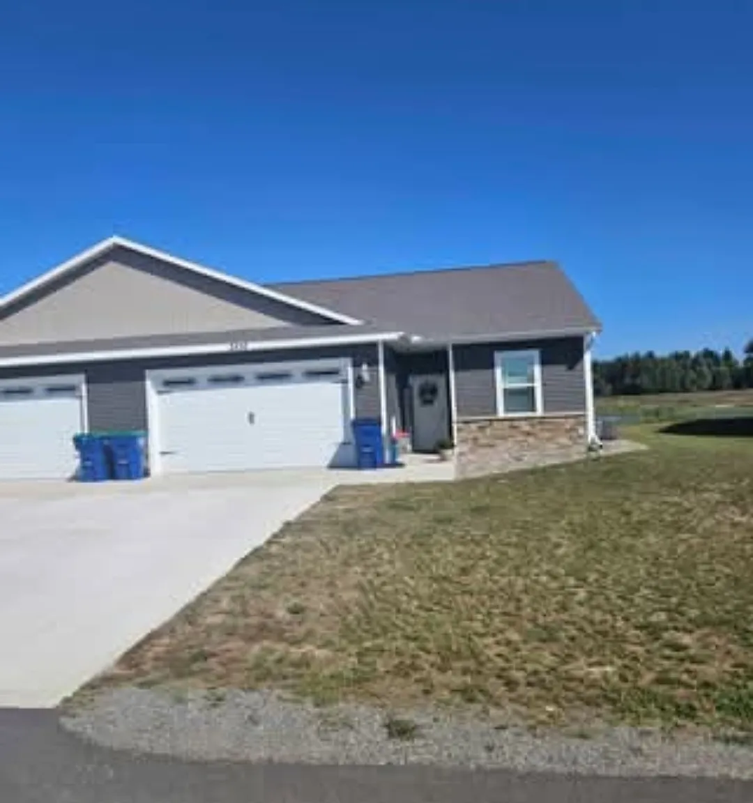 2 bed, 1500 sqft, $2,000 — Photo 1