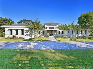 11441 SW 77th Ave, Pinecrest, FL 33156