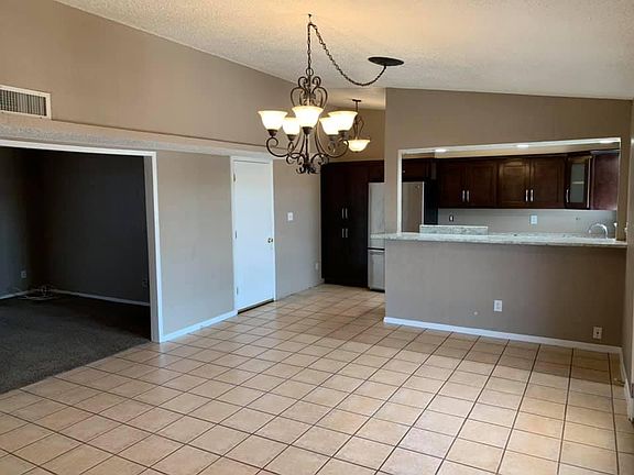 5th image of 2516 Aquatic Ln