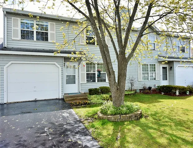 421 Meadow Hill Ln photo 1
