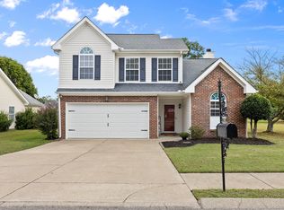 102 Williamsburg Dr, White House, TN 37188