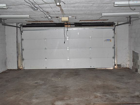 4th image of 2113 14th St