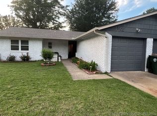 506 Barclay Rd, Muskogee, OK 74403