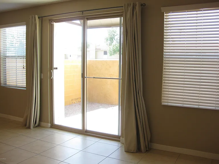 1115 E Cedar St — Photo 3