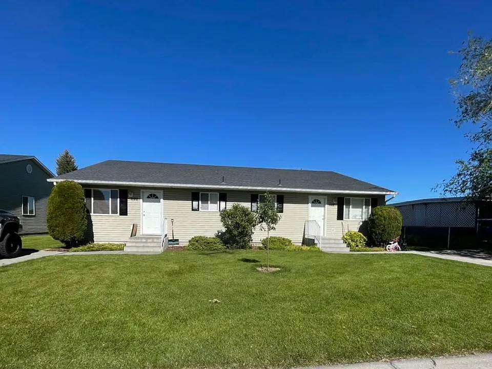 1120 Mount Putnam Dr