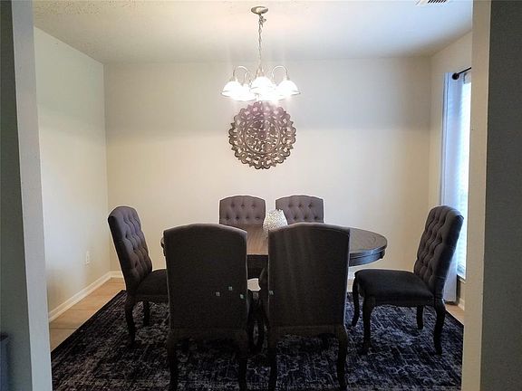 3rd image of 24026 Whitefield Ln