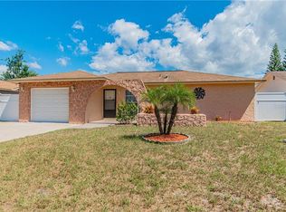 5018 Meadowlark Ln, New Port Richey, FL 34653