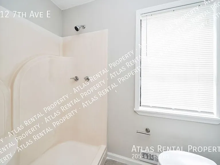 512 7th Ave E — Photo 23