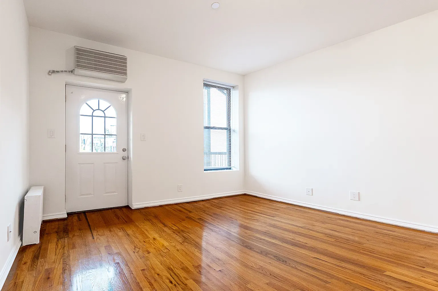 356 Henry Street — Photo 2