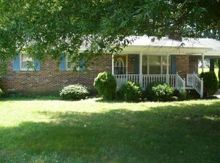 406 Cherokee Ln, Huntingdon, TN 38344