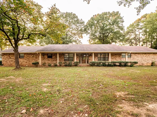 156 Ables Dr, El Dorado, AR 71730