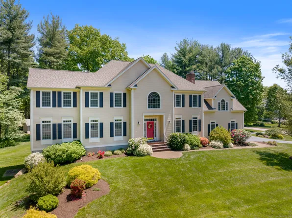 31 Dover Court, Guilford, CT 06437
