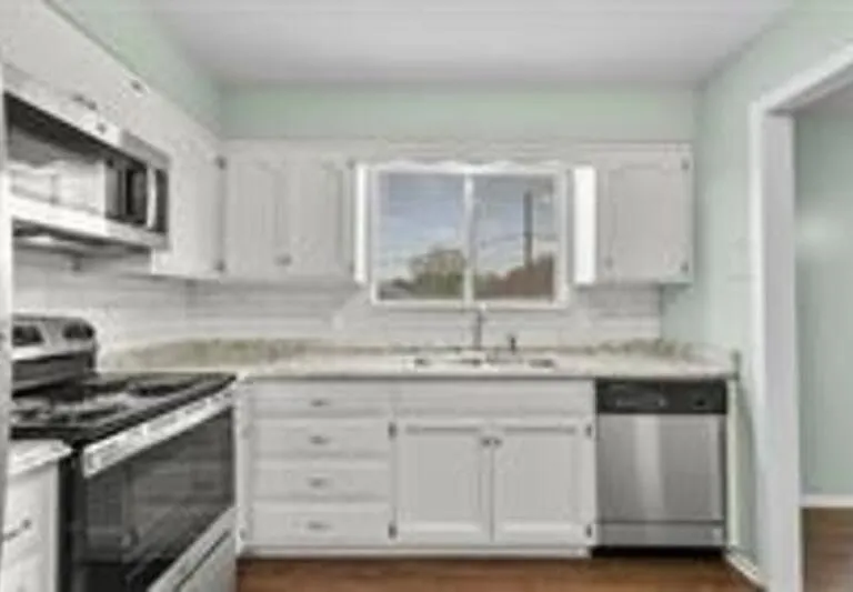 5601 W 58th St #212 — Photo 5