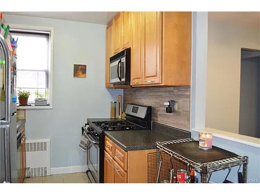 Sold by Prudential Kafcos Realty | media 8