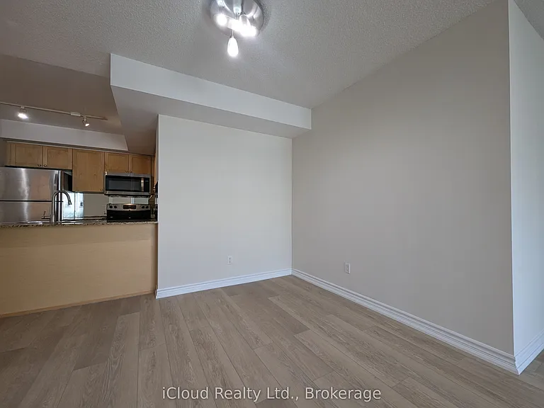 761 Bay St #702 — Photo 16