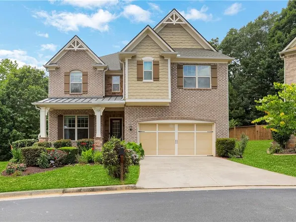 1105 Sterling Brooke Dr, Alpharetta, GA 30022