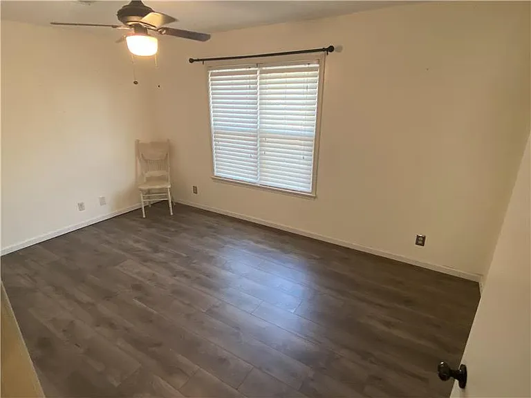 953 Bayou Trace Dr — Photo 8