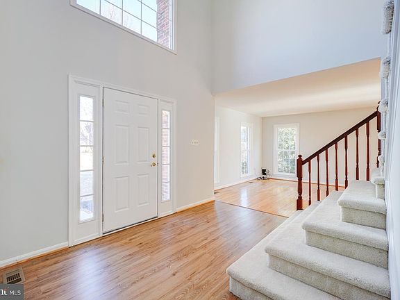 4th image of 7475 Rosewood Manor Ln