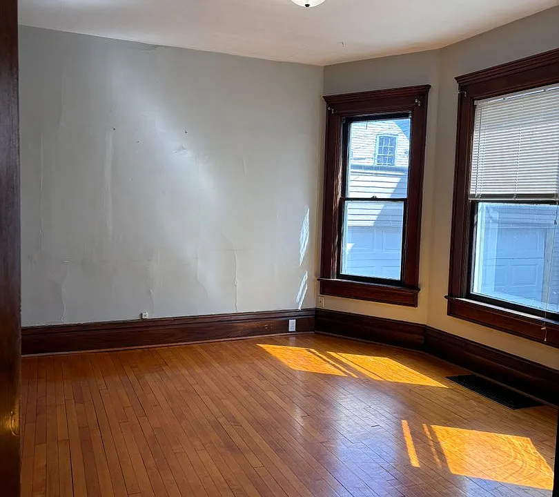 238-240 N Oakland Ave
