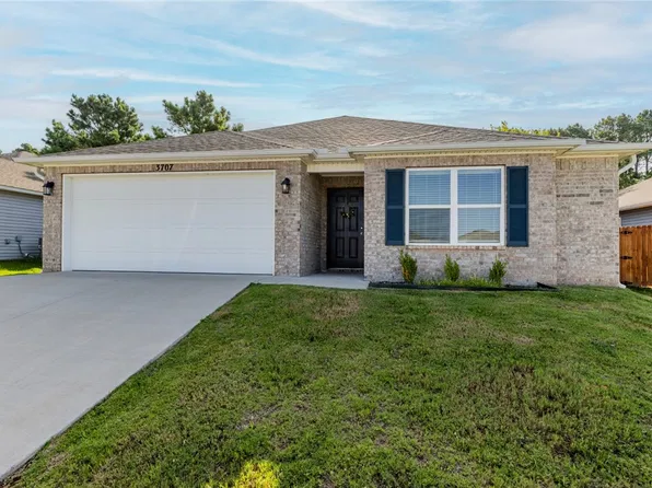 3707 S 1st Pl, Rogers, AR 72758