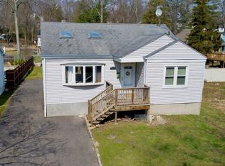 153 Oaklawn Avenue, Stamford, CT 06905