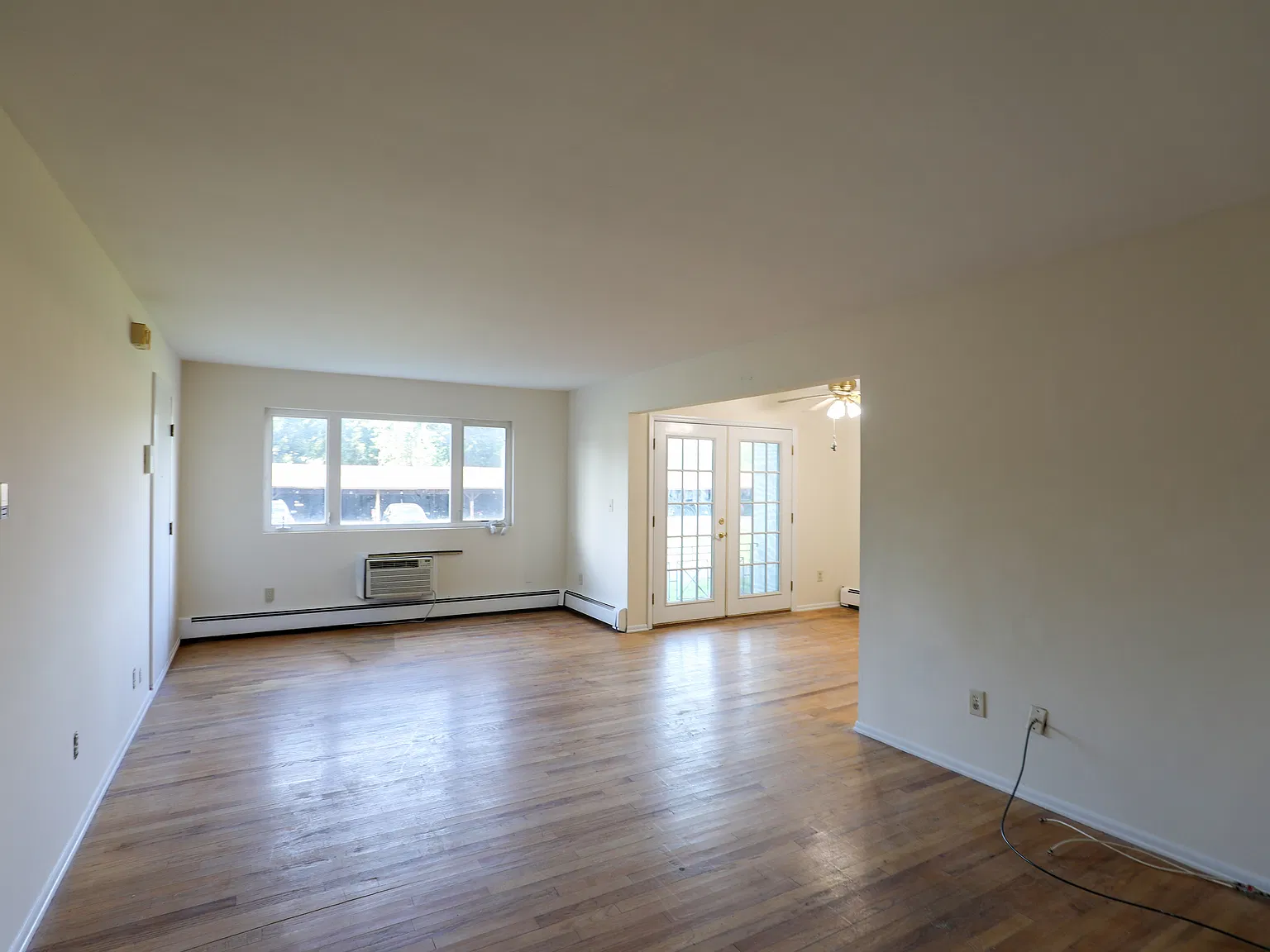 1 bed, 700 sqft, $1,650 — Photo 4