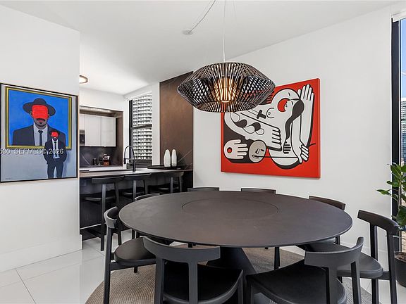 3rd image of 1010 Brickell Ave Unit 1701