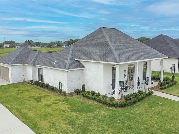 3rd image of 113 Beau Place Blvd