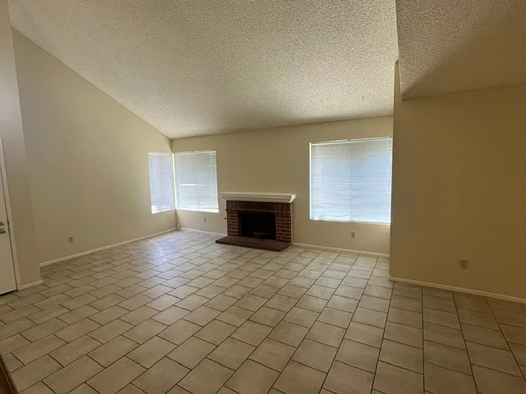 15377 Bambi Ct — Photo 3