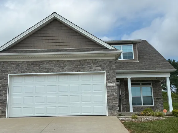 207 Royal Birkdale Ct, Vine Grove, KY 40175