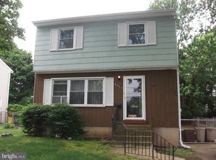 8214 Stow Rd, Pennsauken, NJ 08110