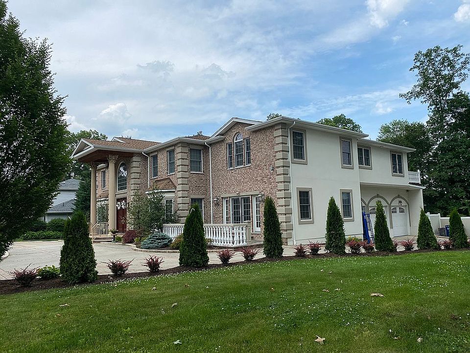 2nd image of 531 Mountain Ave