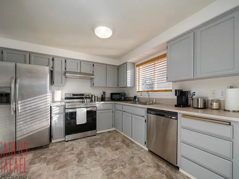 9946 SE Gladstone Ct — Photo 12