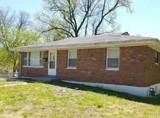 8250 Frost Ave, Saint Louis, MO 63134