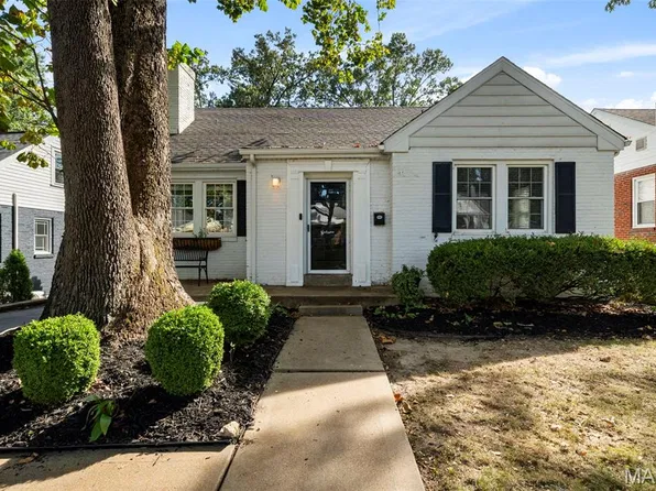 968 Nancy Carol Ln, Saint Louis, MO 63122