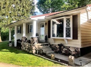 4039 Fairmont Pike Rd, Wheeling, WV 26003