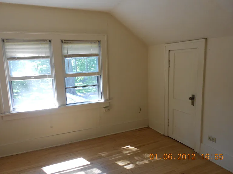 506 7th Ave S — Photo 5