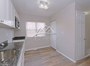 1977 Brookside Dr, Edgewood, MD 21040