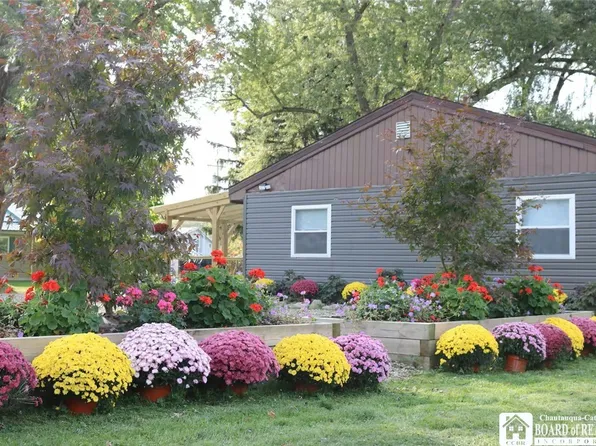 3949 S Nesmith Ave #3951-S, Bemus Pt, NY 14712