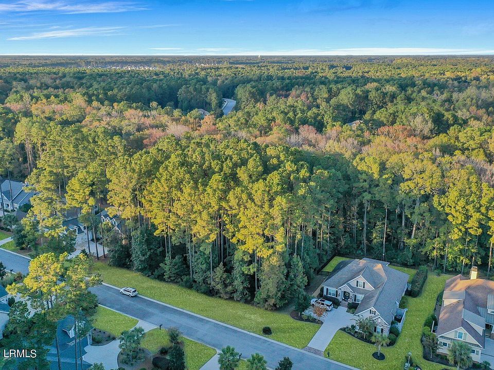 24 Driftwood Ct W, Bluffton, SC 29910 Zillow
