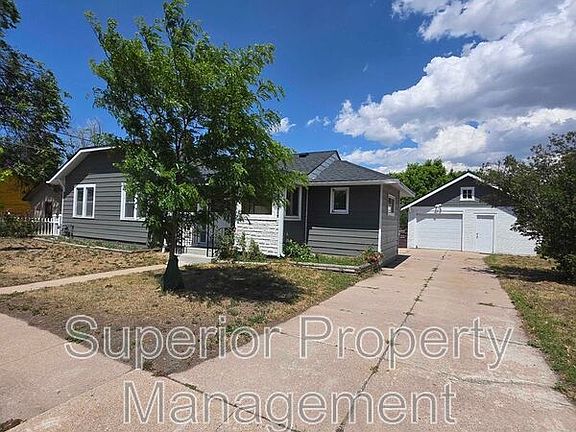 2nd image of 611 Seymour Ave