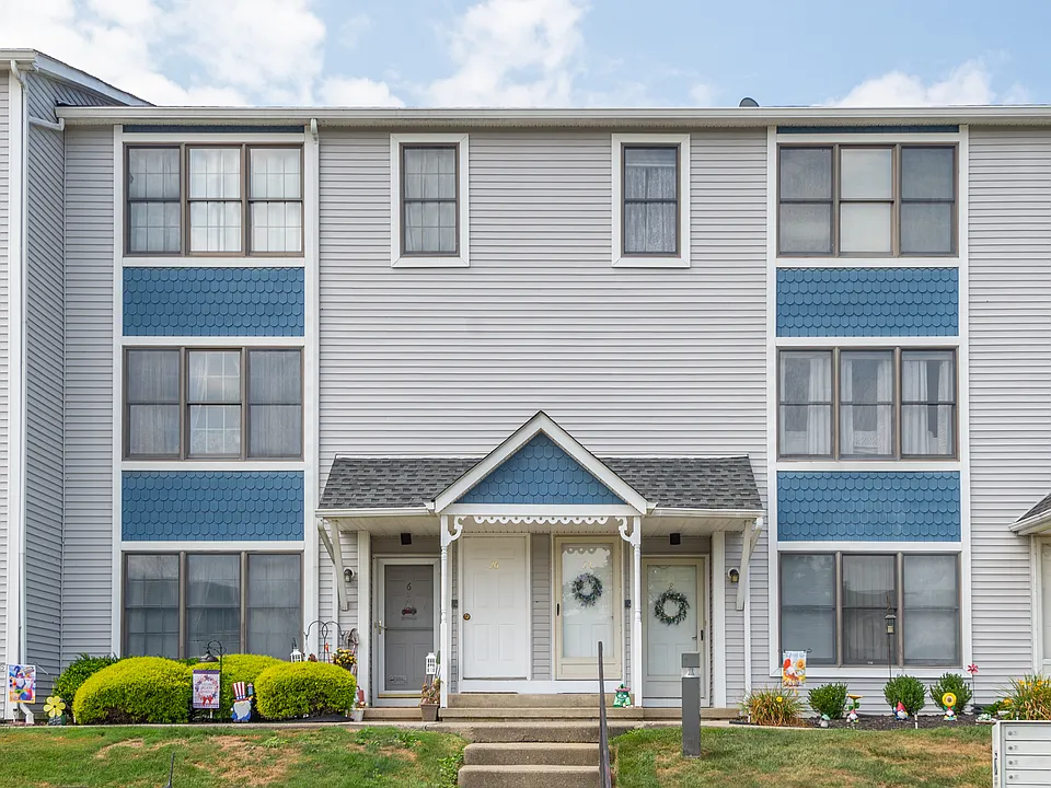 24 Heritage Ln #1A