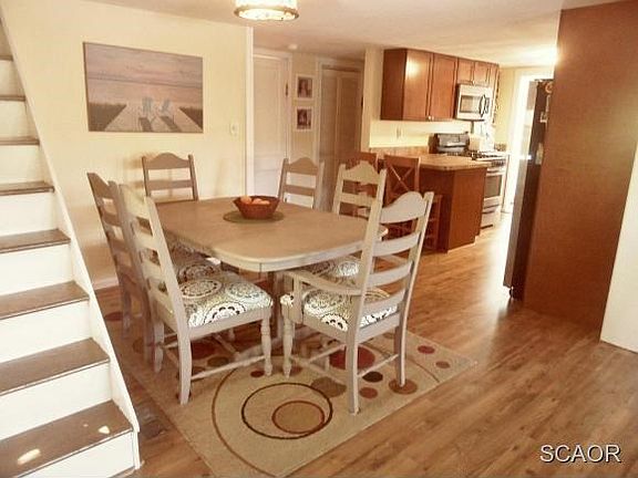 4th image of 8950 Detweiler Ln