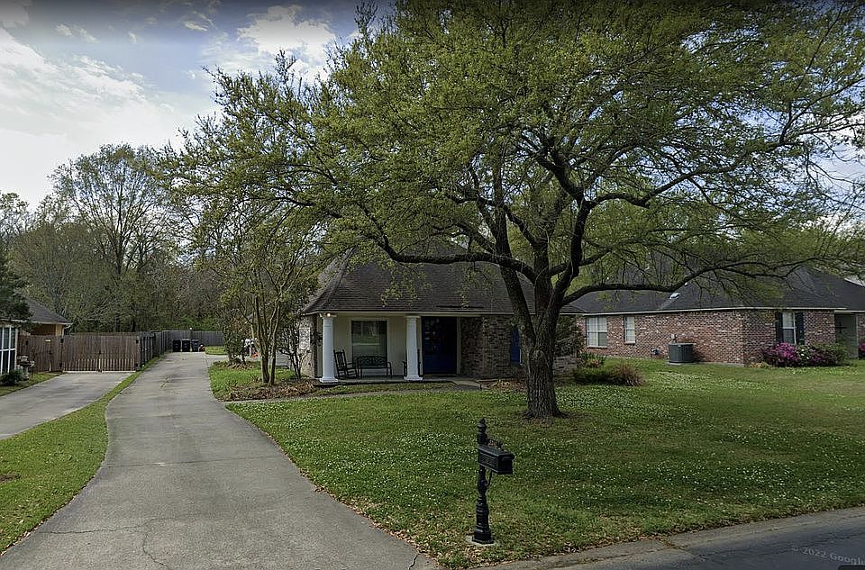 1st image of 3241 Twelve Oaks Ave