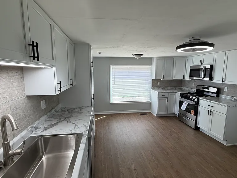 4815 Lexington Blvd — Photo 11