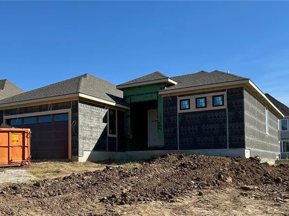 10319 W 151st Ter, Overland Park, KS 66221