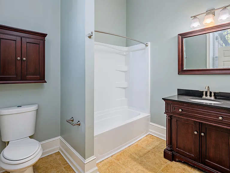 12 W Read St — Photo 12