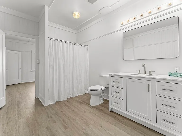 9 Lana St #C — Photo 10